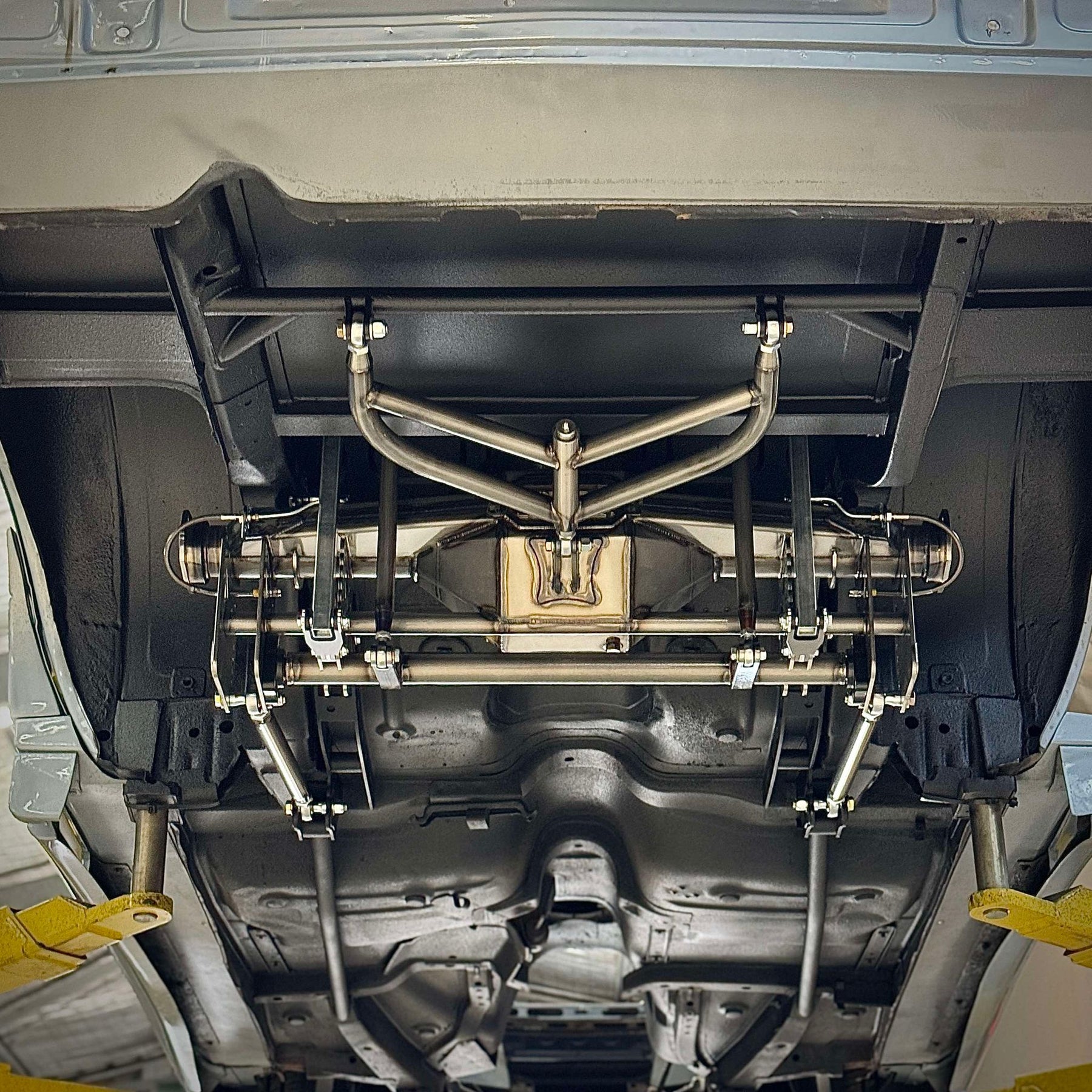 PRO RADIAL COMMODORE 9" HOUSING & 4 LINK PACKAGE- 1st/2nd GEN VB-VS ...