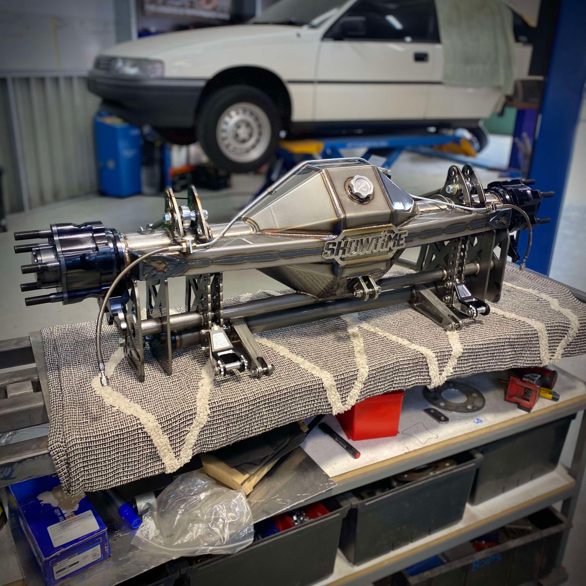 PRO RADIAL COMMODORE 9" HOUSING & 4 LINK PACKAGE- 1st/2nd GEN VB-VS ...