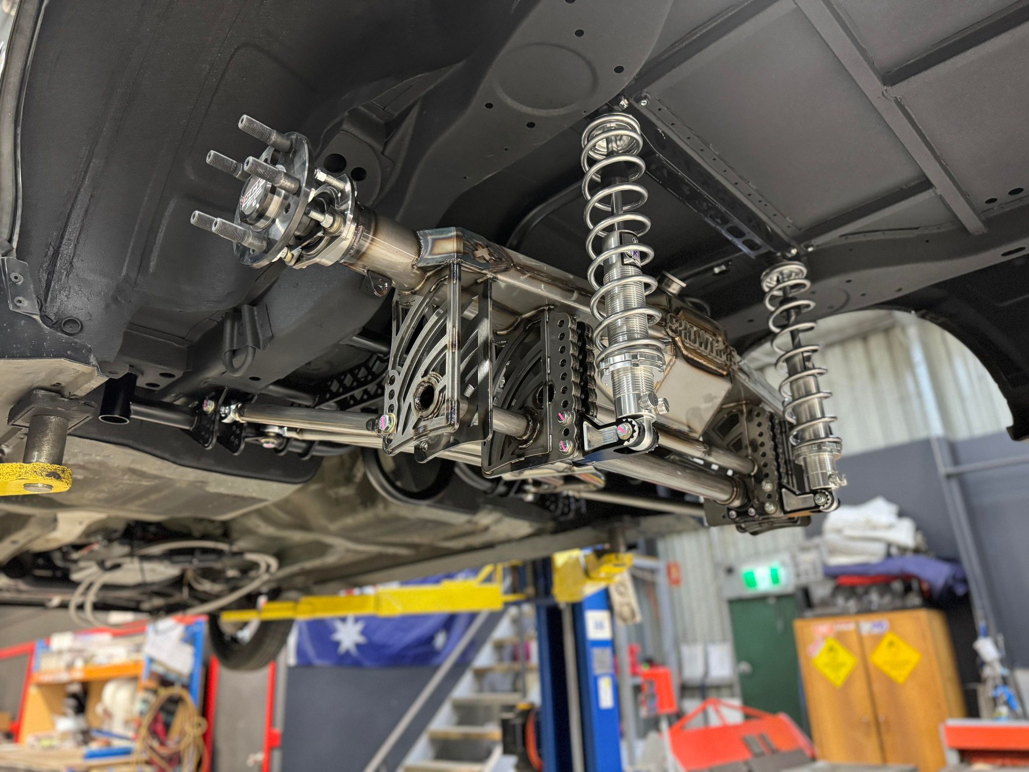 PRO RADIAL COMMODORE 9